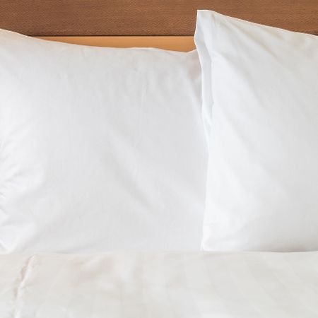 Hotel Downstreet, Ascend Hotel Collection نورث آدمز المظهر الخارجي الصورة