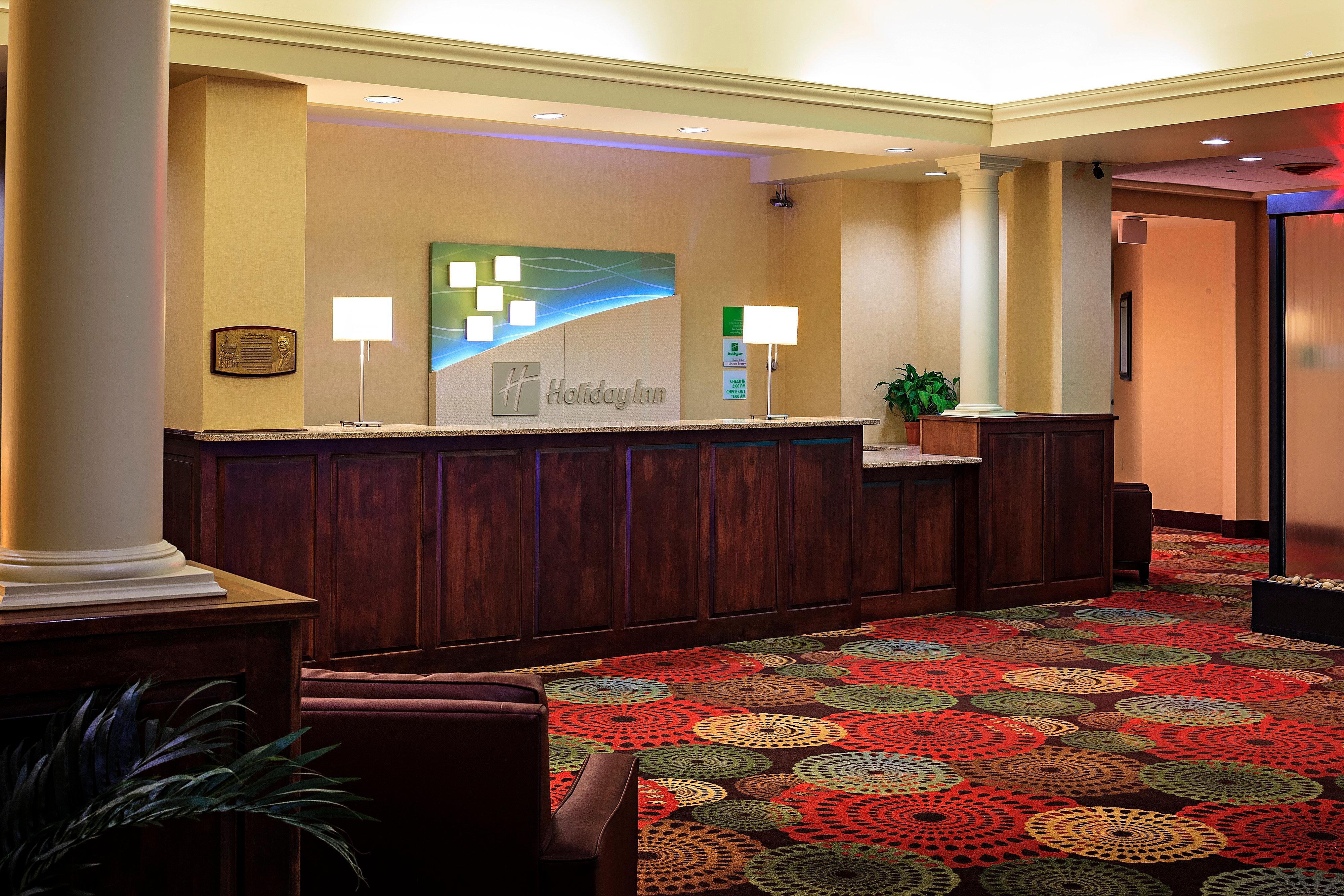 Hotel Downstreet, Ascend Hotel Collection نورث آدمز المظهر الخارجي الصورة